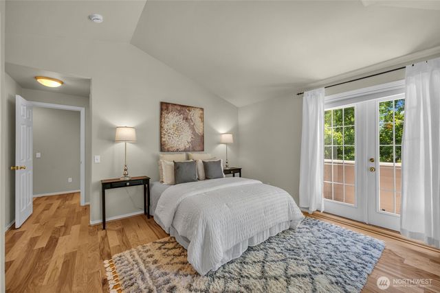 4720 Interlake Avenue N, Seattle, WA 98103
