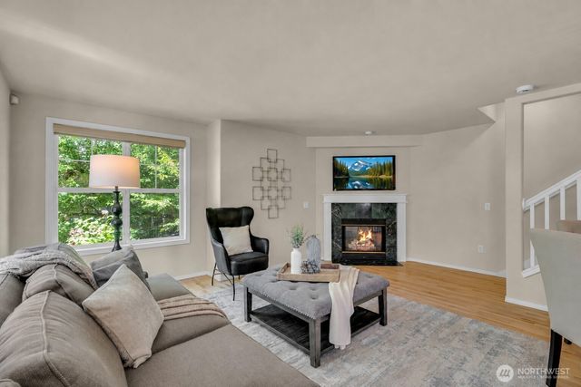 4720 Interlake Avenue N, Seattle, WA 98103