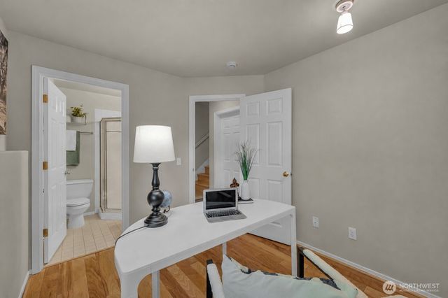 4720 Interlake Avenue N, Seattle, WA 98103