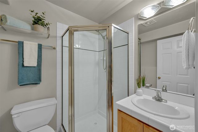 4720 Interlake Avenue N, Seattle, WA 98103