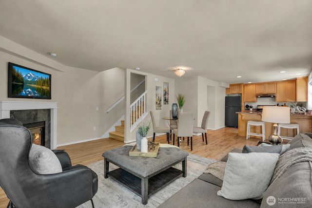 4720 Interlake Avenue N, Seattle, WA 98103