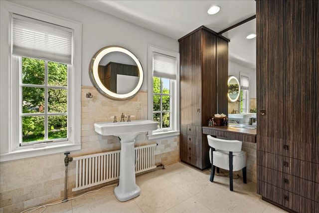 1620 Ravine Terrace, Highland Park, IL 60035