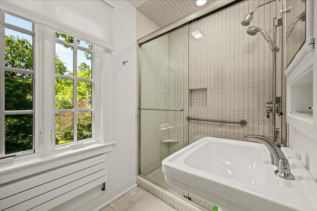 1620 Ravine Terrace, Highland Park, IL 60035