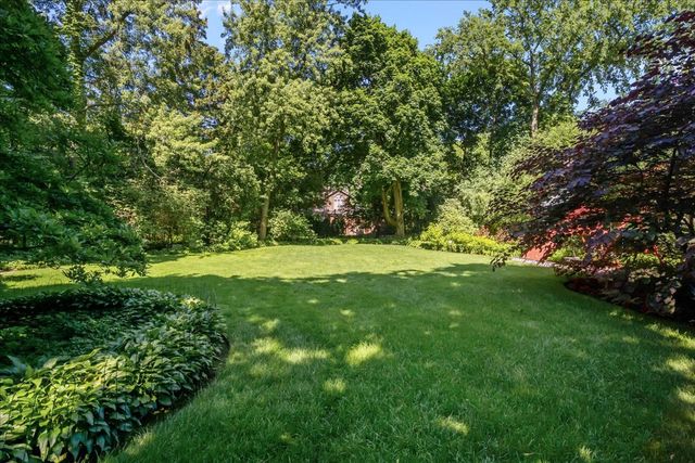 1620 Ravine Terrace, Highland Park, IL 60035