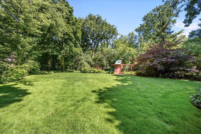 1620 Ravine Terrace, Highland Park, IL 60035