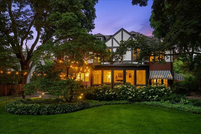 1620 Ravine Terrace, Highland Park, IL 60035