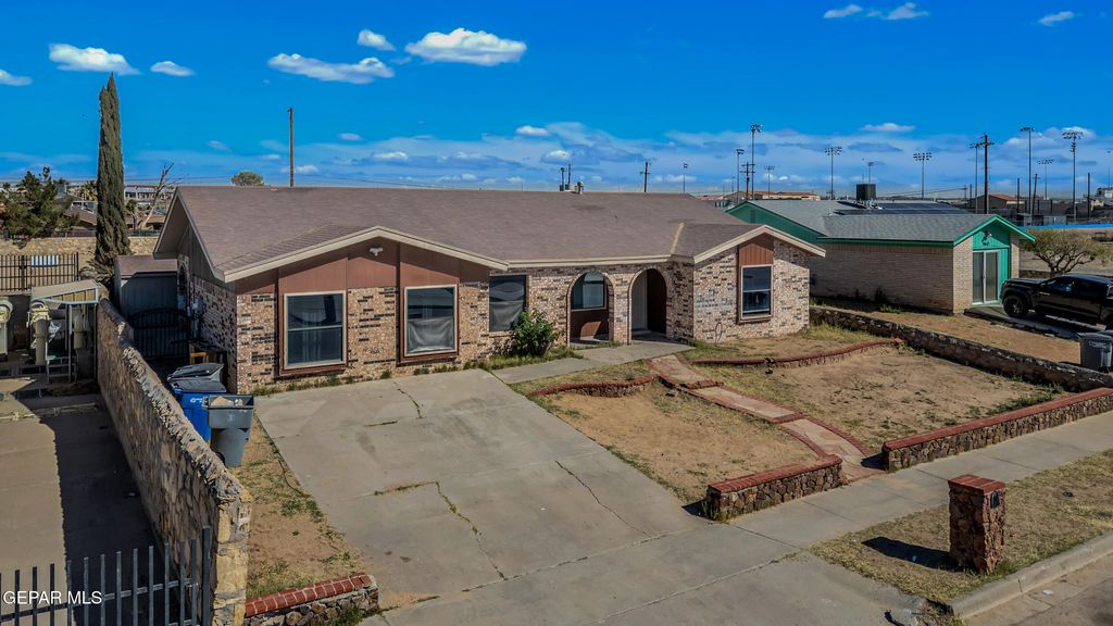 9441 LOUVRE Drive, El Paso, TX 79907