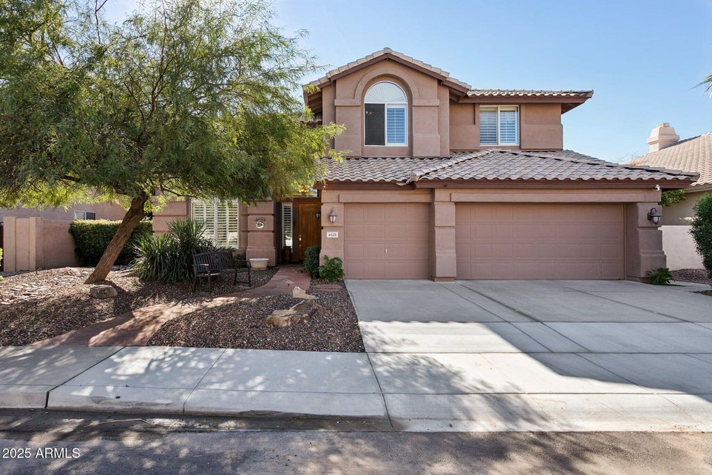 4601 W FLINT Street, Chandler, AZ 85226