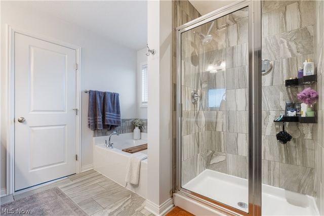 9945 Guardian Circle NW, North Canton, OH 44720