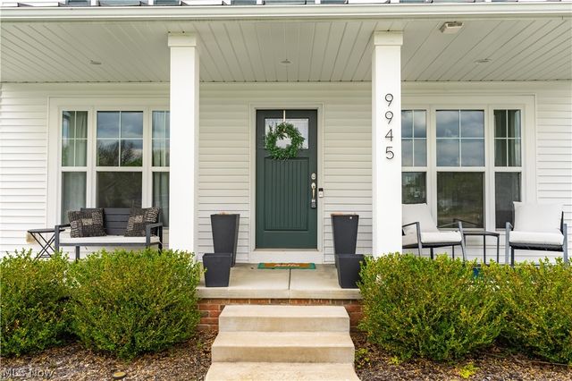9945 Guardian Circle NW, North Canton, OH 44720