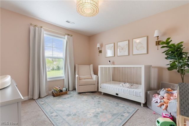 9945 Guardian Circle NW, North Canton, OH 44720