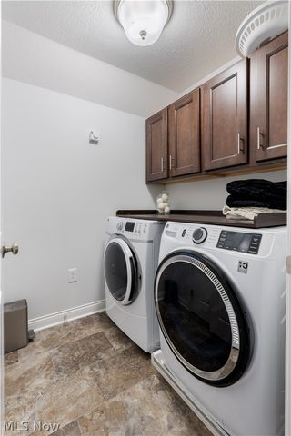 9945 Guardian Circle NW, North Canton, OH 44720