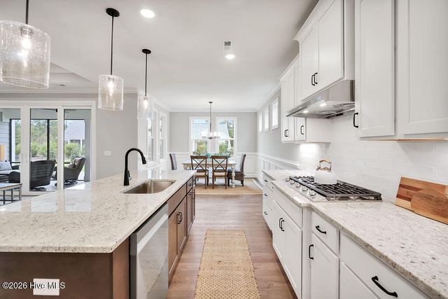 7370 Foxbriar Drive, Leland, NC 28451