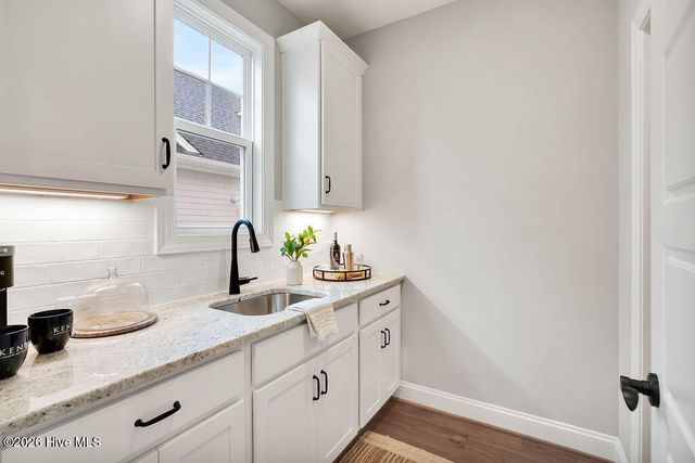 7370 Foxbriar Drive, Leland, NC 28451