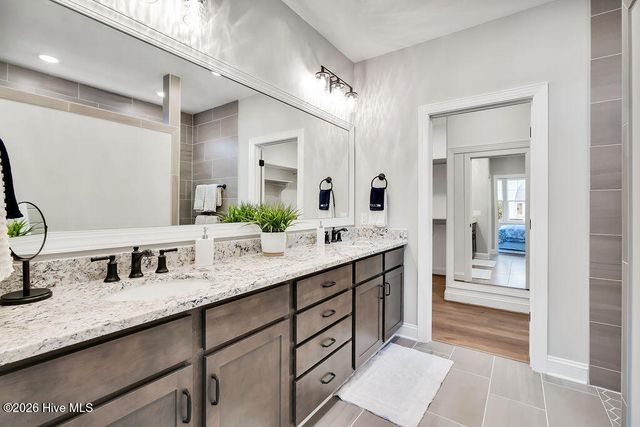 7370 Foxbriar Drive, Leland, NC 28451