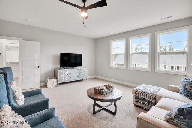 7370 Foxbriar Drive, Leland, NC 28451