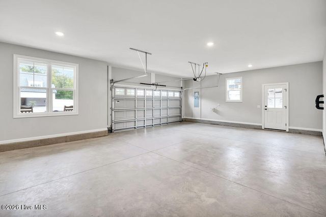 7370 Foxbriar Drive, Leland, NC 28451