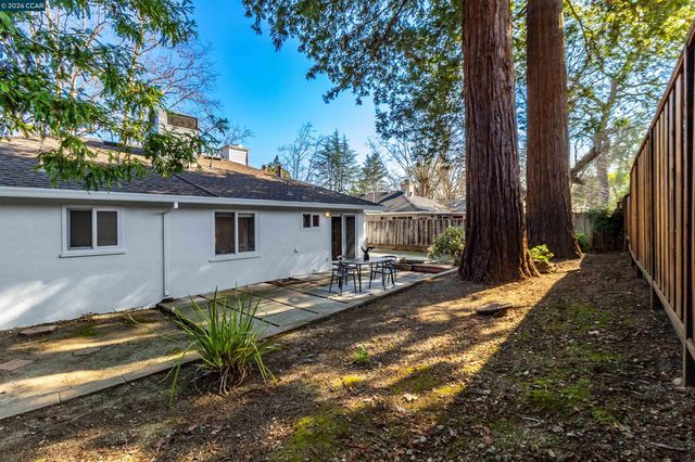 1830 Nadine Ct, Pleasant Hill, CA 94523