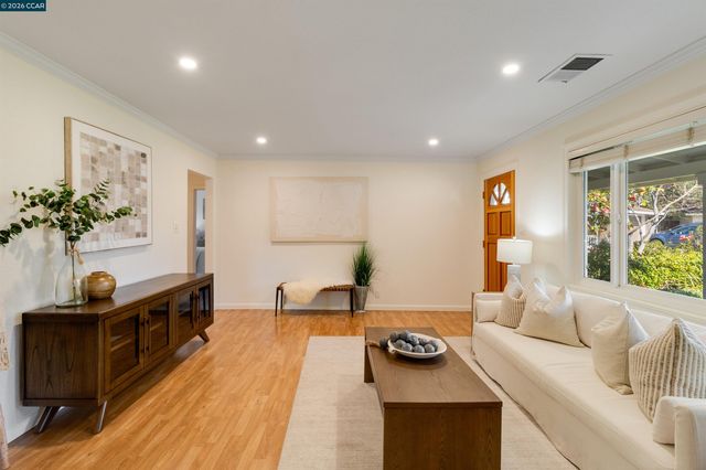 1830 Nadine Ct, Pleasant Hill, CA 94523