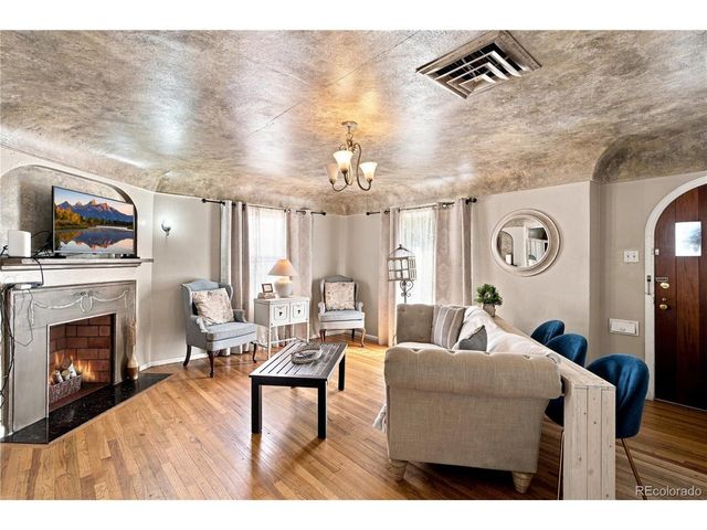 2107 Wyoming Ave, Pueblo, CO 81004