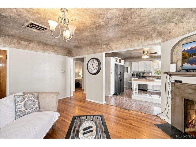 2107 Wyoming Ave, Pueblo, CO 81004