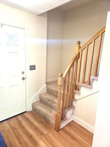 9 Adams St. 10, Easton, MA 02375