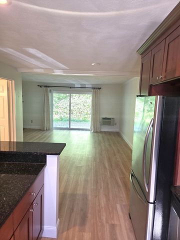 9 Adams St. 10, Easton, MA 02375