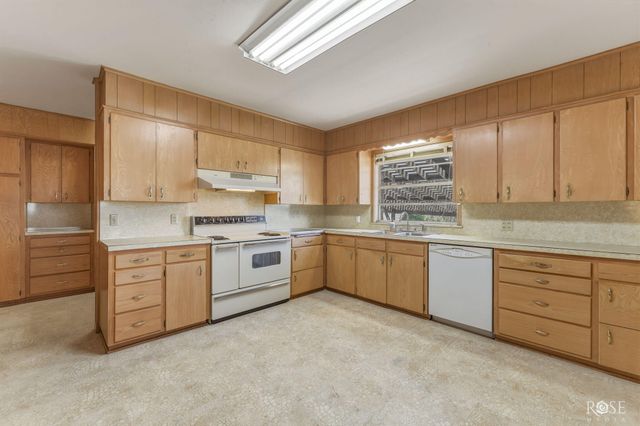 4410 Ford Street, Christoval, TX 76935