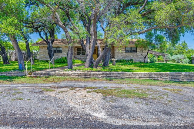 4410 Ford Street, Christoval, TX 76935