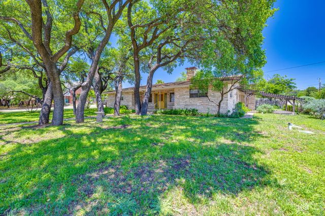 4410 Ford Street, Christoval, TX 76935