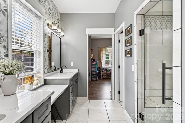 515 Marble Mine Road, Bakersville, NC 28705
