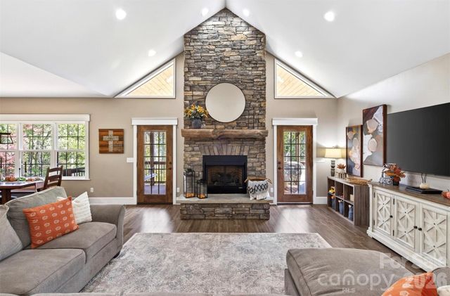 515 Marble Mine Road, Bakersville, NC 28705