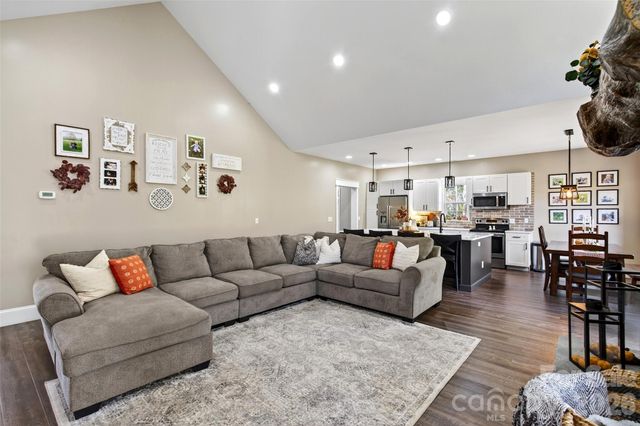 515 Marble Mine Road, Bakersville, NC 28705