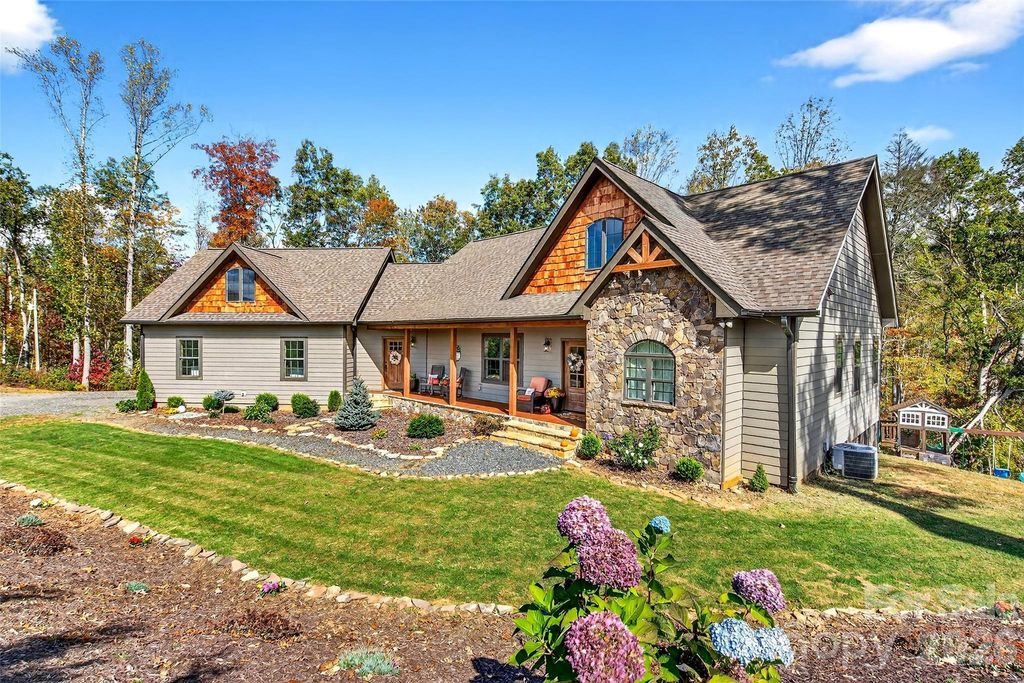 515 Marble Mine Road, Bakersville, NC 28705