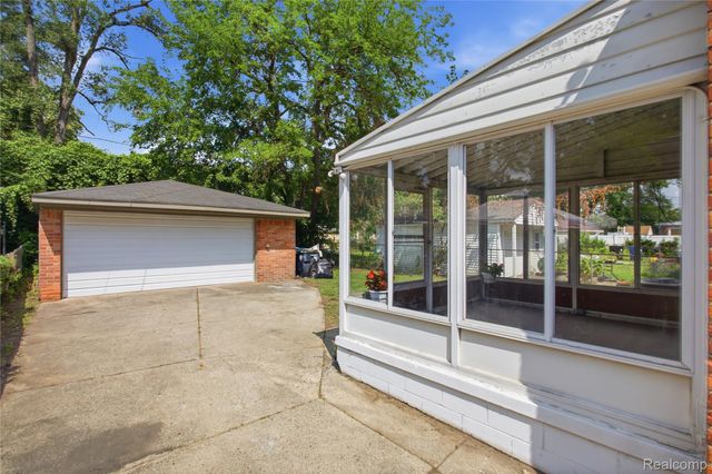 11363 Riverdale, Redford Charter Township, MI 48239