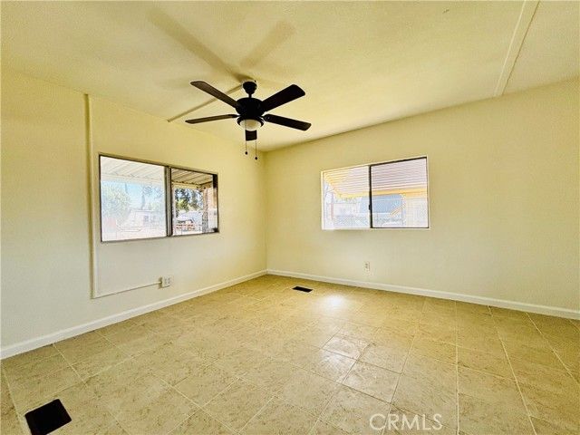 30025 Alicante, Homeland, CA 92548