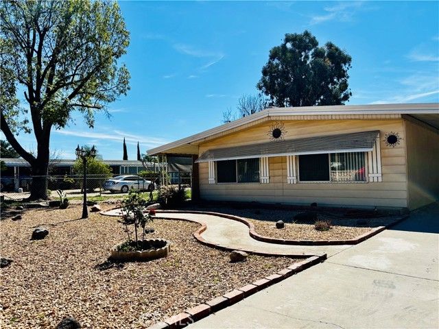 30025 Alicante, Homeland, CA 92548