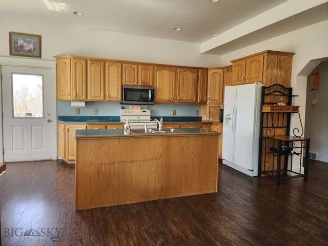 204 Boundary Street, Sheridan, MT 59749