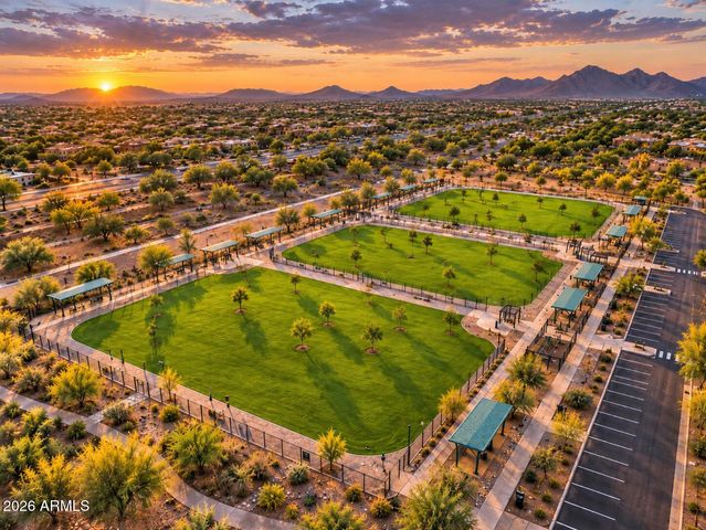 20802 N GRAYHAWK Drive 1184, Scottsdale, AZ 85255