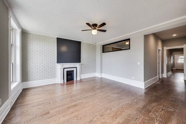 1429 W Grand Avenue 3F, Chicago, IL 60642