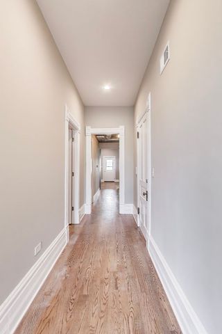 1429 W Grand Avenue 3F, Chicago, IL 60642