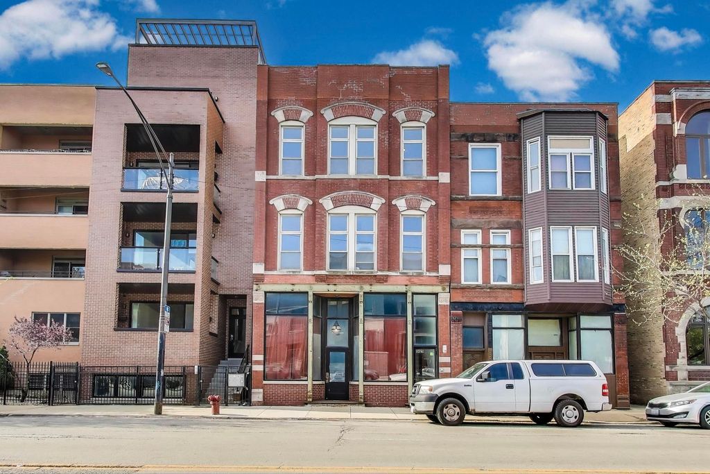 1429 W Grand Avenue 3F, Chicago, IL 60642