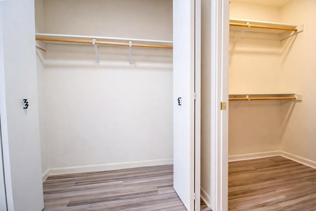 9976 Pheasant Lane, St. John, IN 46373