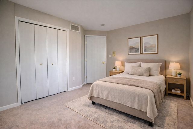 9976 Pheasant Lane, St. John, IN 46373