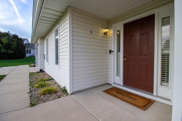 9976 Pheasant Lane, St. John, IN 46373