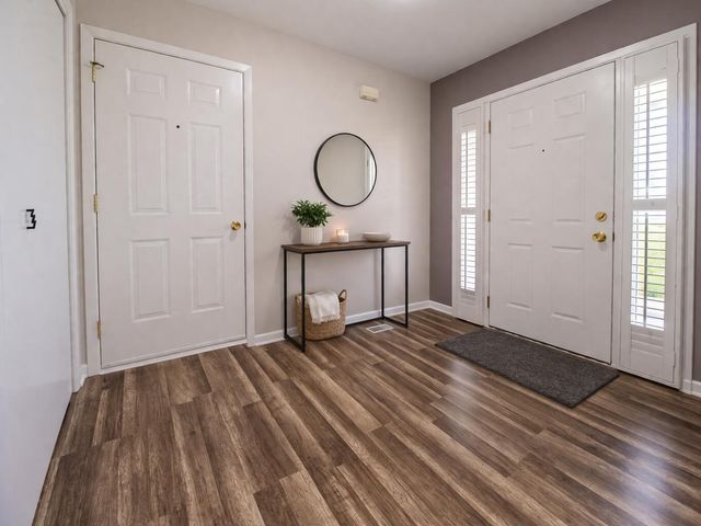 9976 Pheasant Lane, St. John, IN 46373