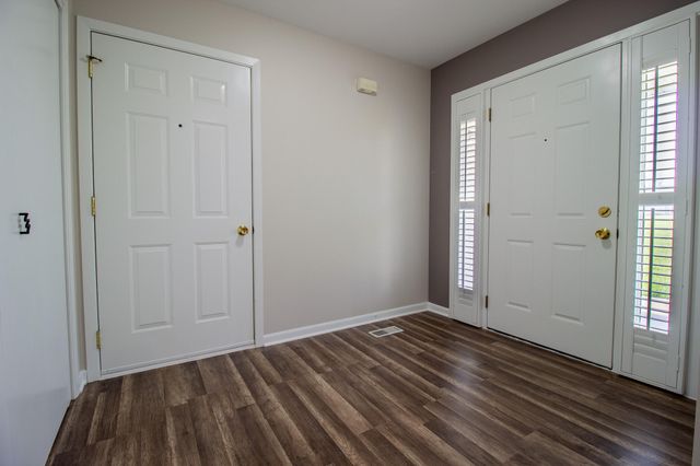 9976 Pheasant Lane, St. John, IN 46373