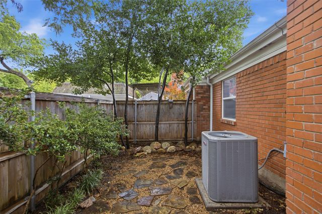 1333 Roaring Springs Road 1333, Fort Worth, TX 76114