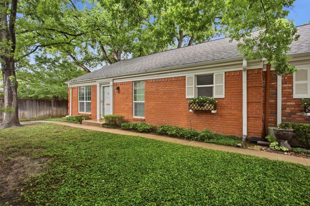 1333 Roaring Springs Road 1333, Fort Worth, TX 76114