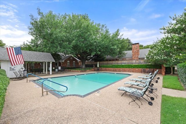 1333 Roaring Springs Road 1333, Fort Worth, TX 76114
